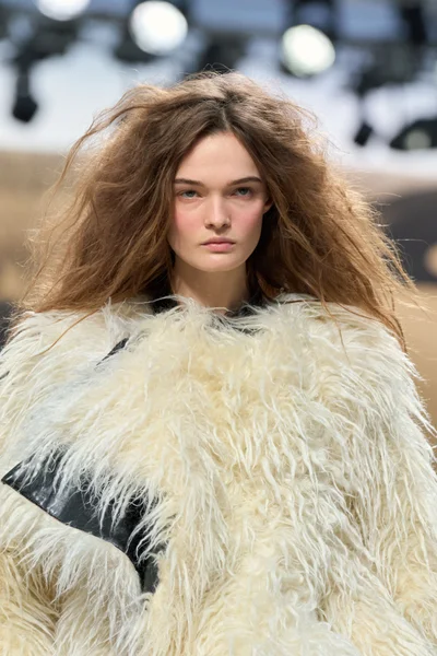 Look 51